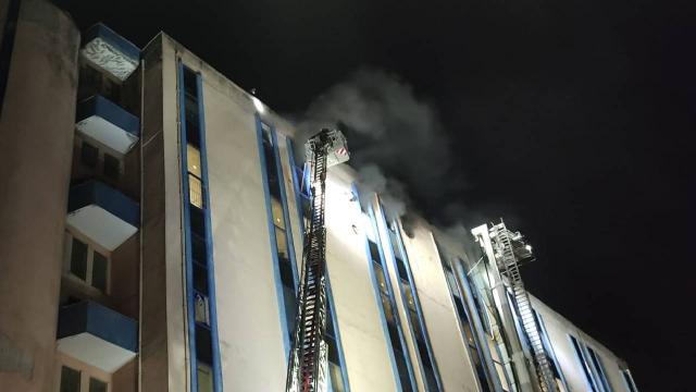 Başakşehirde iş yeri yangını