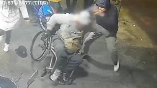 ABD'de tekerlekli sandalyeli adama saldırı