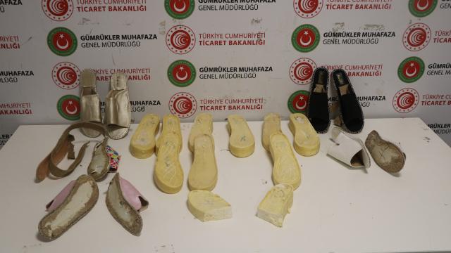 İstanbul Havalimanında uyuşturucu operasyonu: 6 gözaltı