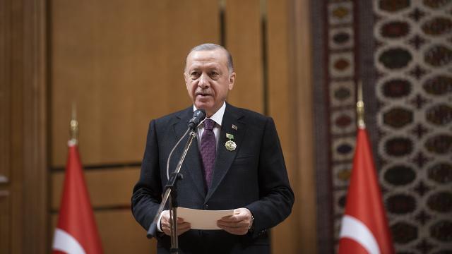 Cumhurbaşkanı Erdoğan: Türkmenistan ile ticaret hacmimizi 5 milyar dolara çıkartmakta kararlıyız