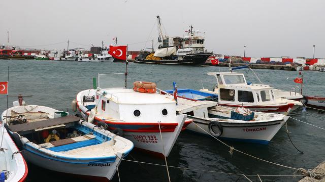 Marmarada balıkçılar denize açılamadı