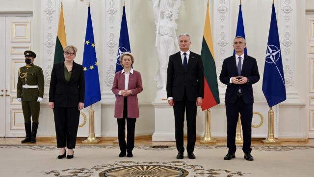 NATO ve ABden Letonyaya ziyaret