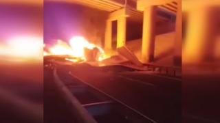 Köprüden düşen tır alev aldı: 2 ölü, 1 yaralı