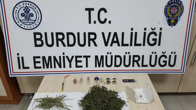 Burdurda zehir taciri 6 şüpheli yakalandı