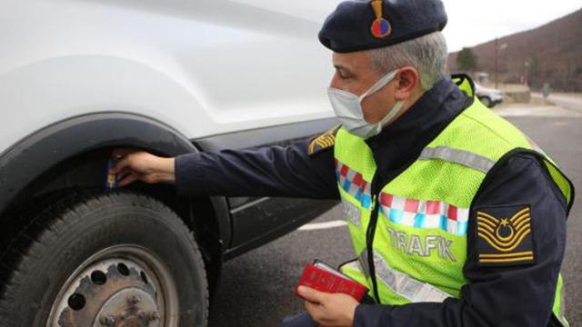 Tokatta kış lastiği denetimi yapıldı