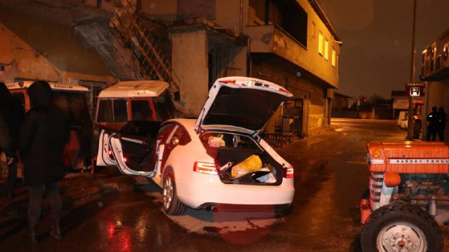 Polisten kaçan şüpheliler kaza yapınca yakalandı
