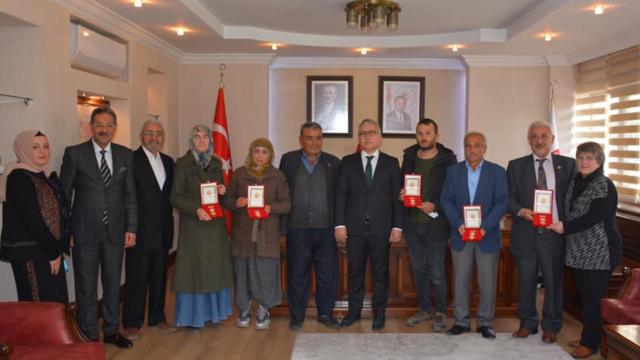Niğdede 8 Kıbrıs gazisine madalya verildi