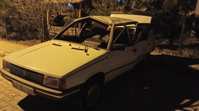 Kahramanmaraşta otomobilin çakmak gazı tüpü patladı: 3 yaralı