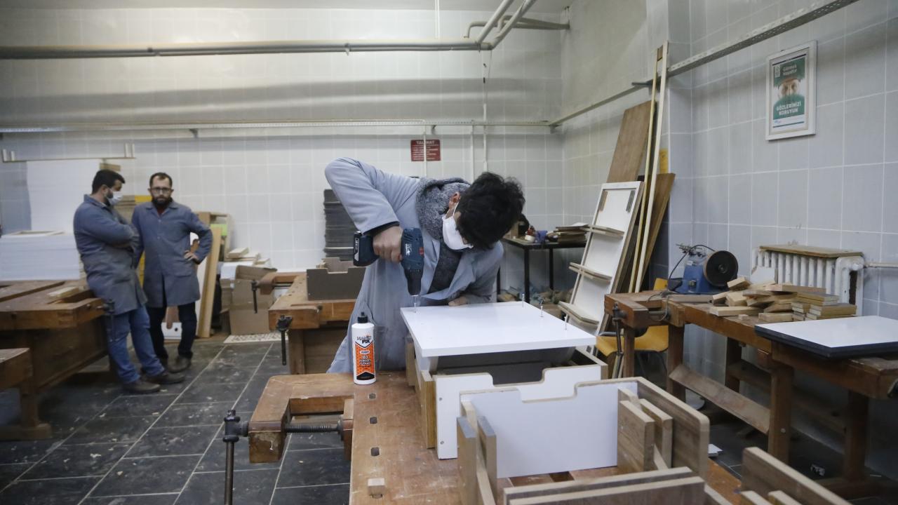 YABANCI DİL ODAKLI EĞİTİM