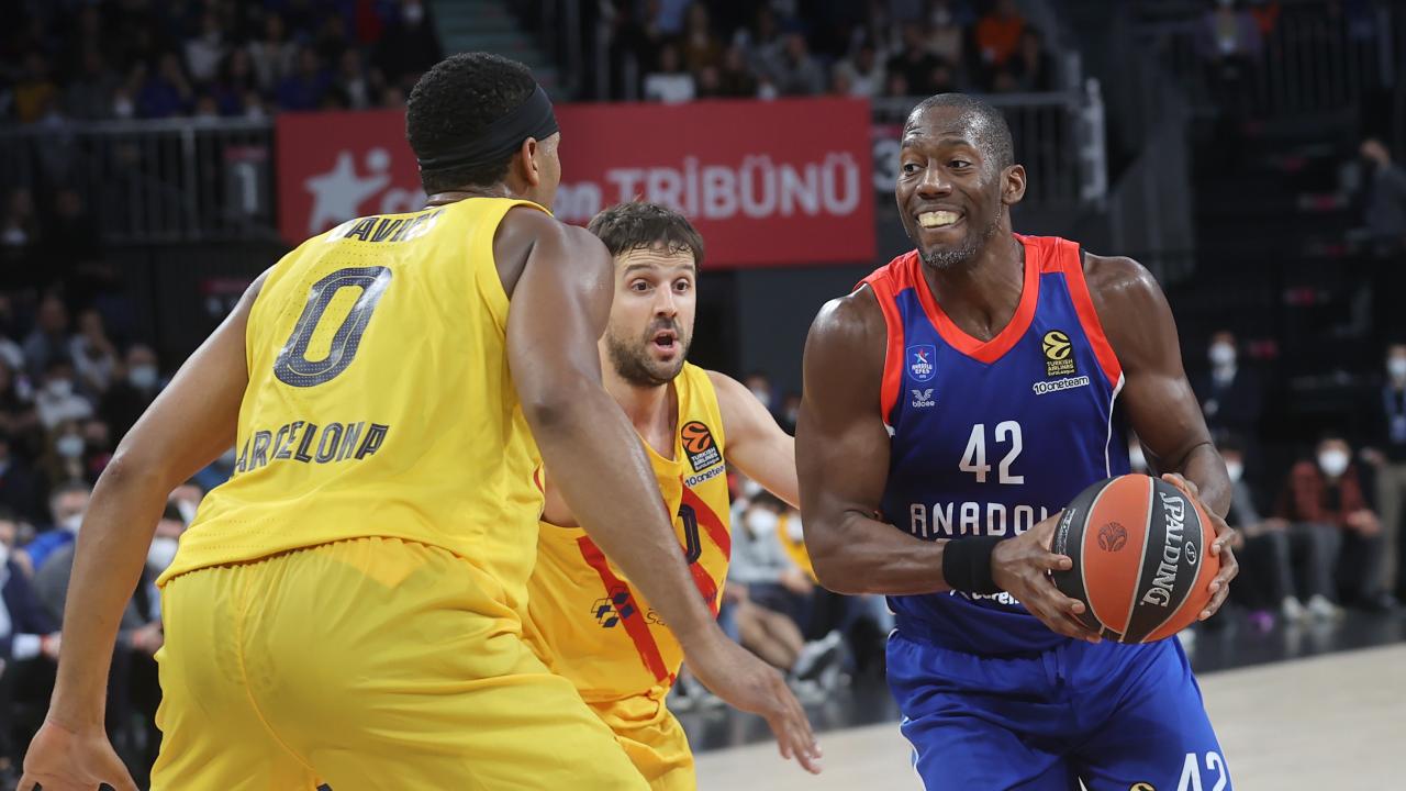 Anadolu Efes 95-93 kaybetti