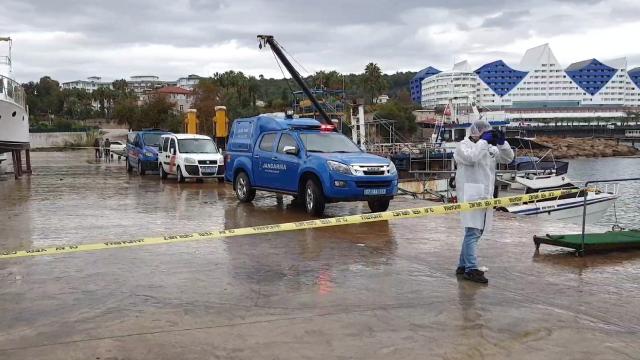 Tekneden denize düşen 2 Suriyelinin cansız bedeni bulundu
