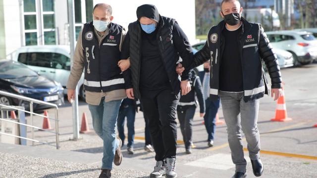 Hastadan 20 bin lira bıçak parası isteyen doktora suçüstü