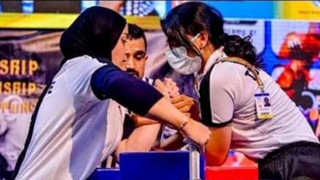 Milli sporcu Esma Nur Çakmaktan çifte şampiyonluk