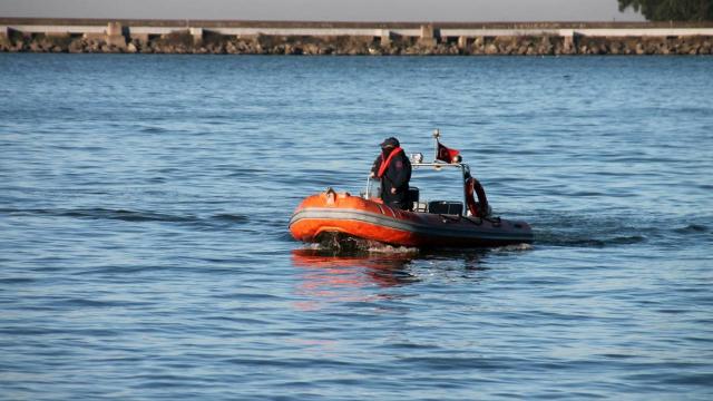 Zonguldakta denize düşen gemi personeli aranıyor