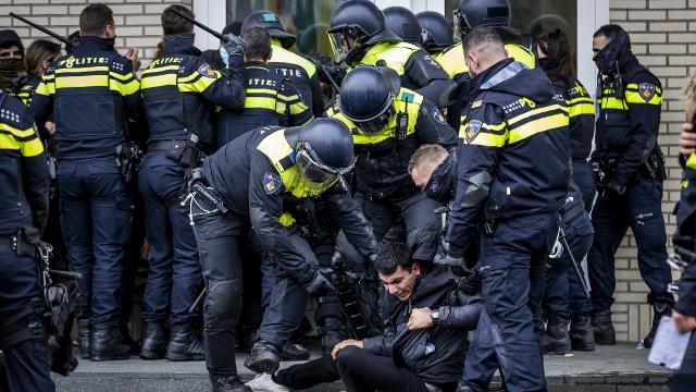 Hollanda polisi OPCWyi basmaya çalışan terör örgütü PKK yandaşlarını gözaltına aldı