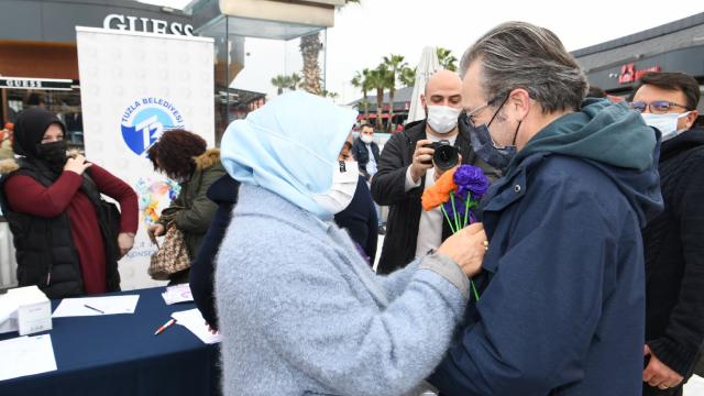 Tuzlada kadına şiddete dikkati çekmek için farkındalık çalışması yapıldı