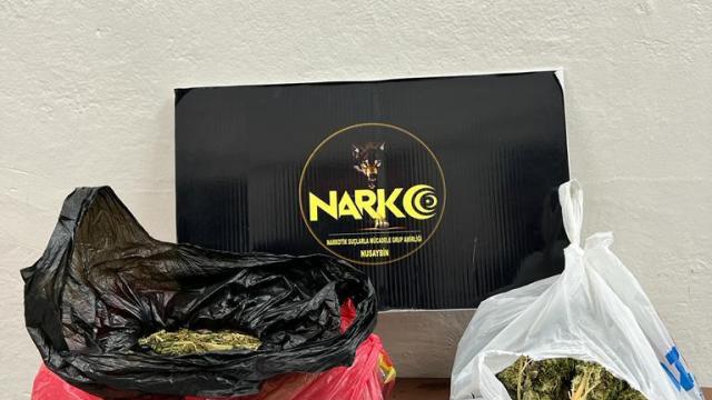 Mardinde düzenlenen iki uyuşturucu operasyonunda 4 zanlı tutuklandı