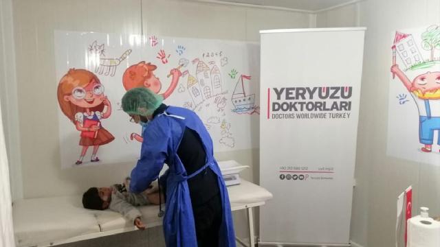 Yeryüzü Doktorları Suriyede: 3 yılda 500 bin hastaya şifa dağıtıldı