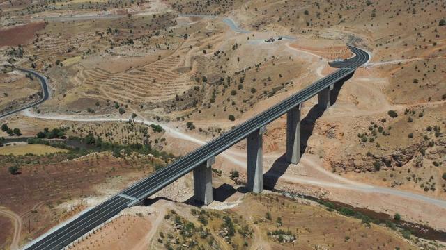 Zarova Köprüsü hizmete açılıyor