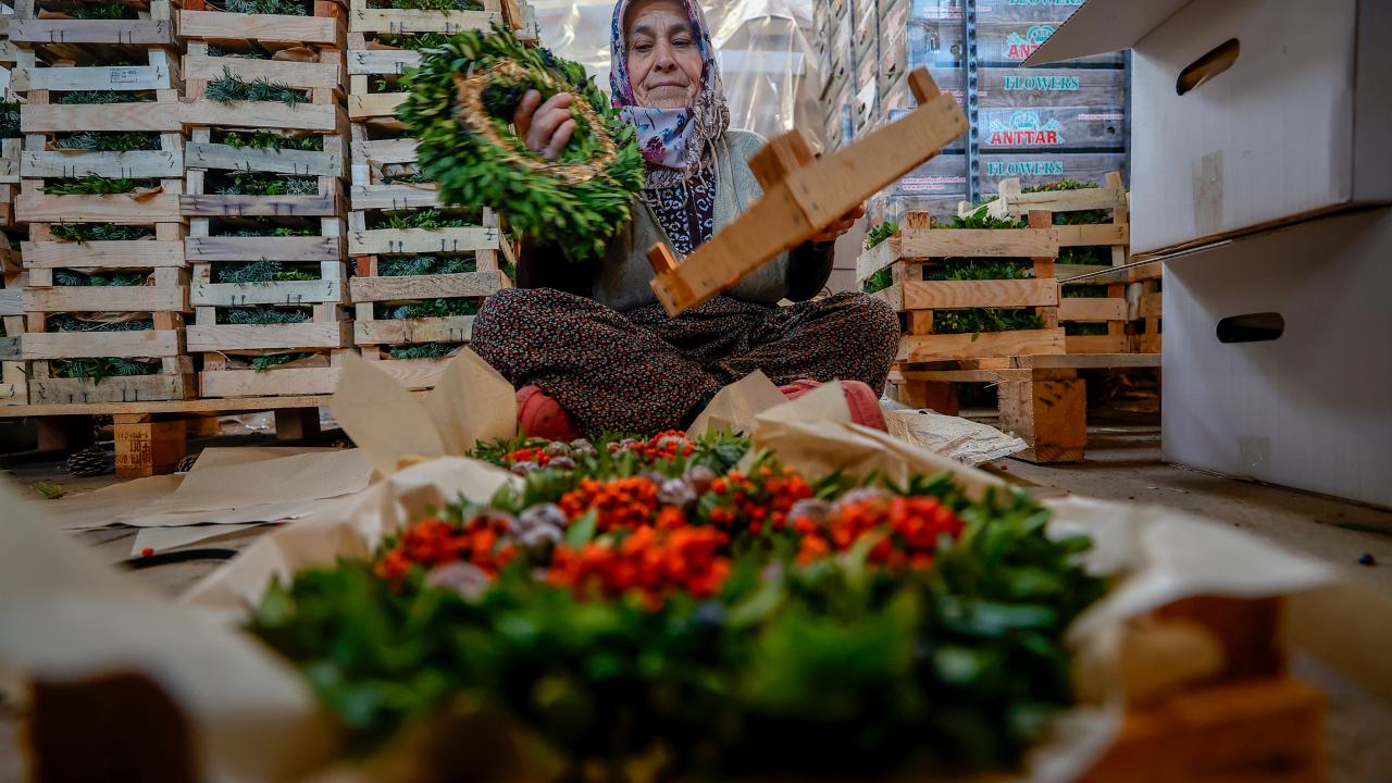  Orman atıkları kadınların elinde şekilleniyor