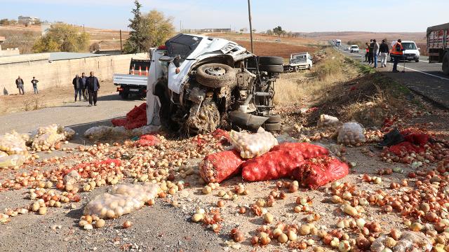 Şanlıurfada feci kaza: 4 ölü, 3 yaralı