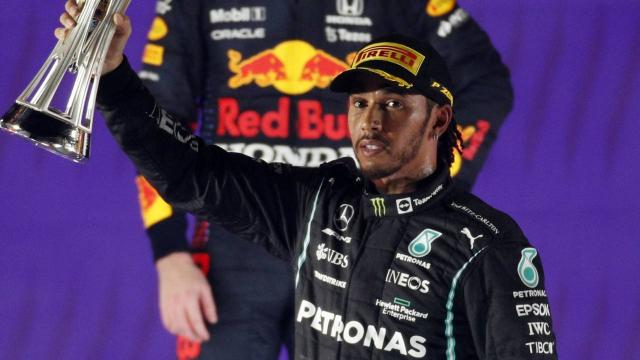 F1 Suudi Arabistan Grand Prixsini Hamilton kazandı