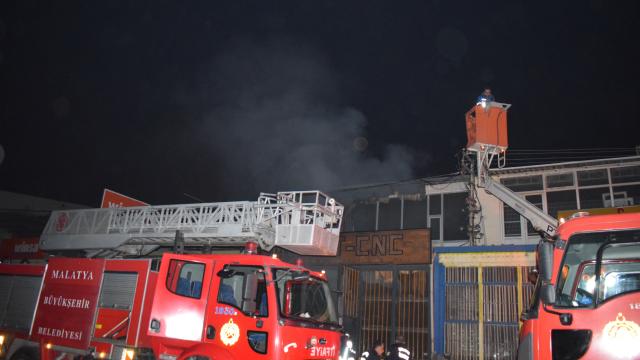 Malatyada sanayi sitesinde yangın