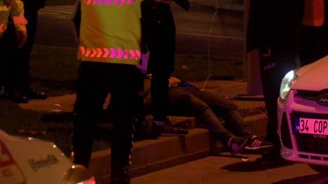 Beyoğlunda silahlı saldırı: 2 yaralı