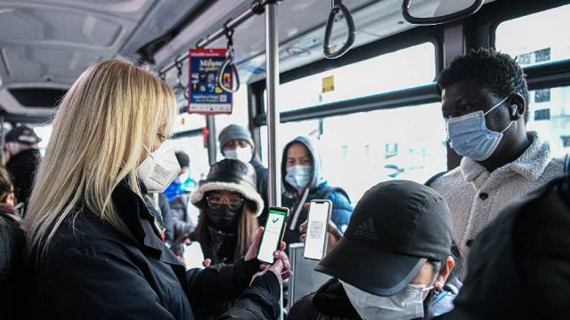 İtalyada "Süper Yeşil Geçiş" sertifikası dönemi başladı