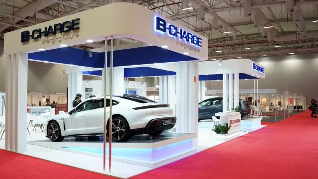 Türkiyenin ilk elektromobilite fuarı kapılarını açtı