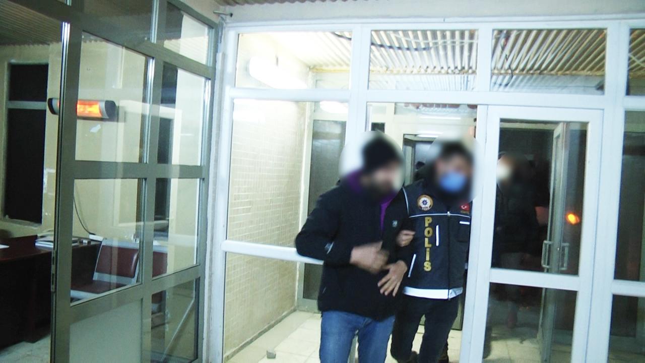 Erzurum'da haklarında kesinleşmiş hapis cezası olan 4 kişi yakalandı