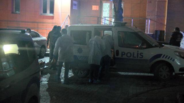İstanbulda silahlı saldırıya uğrayan kişi hayatını kaybetti