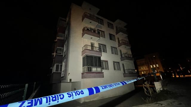 Karabükte yangın: Ev kullanılamaz hale geldi