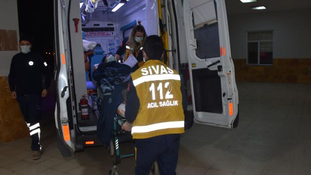 Sivasta eski eşini bıçaklayan kişi gözaltına alındı