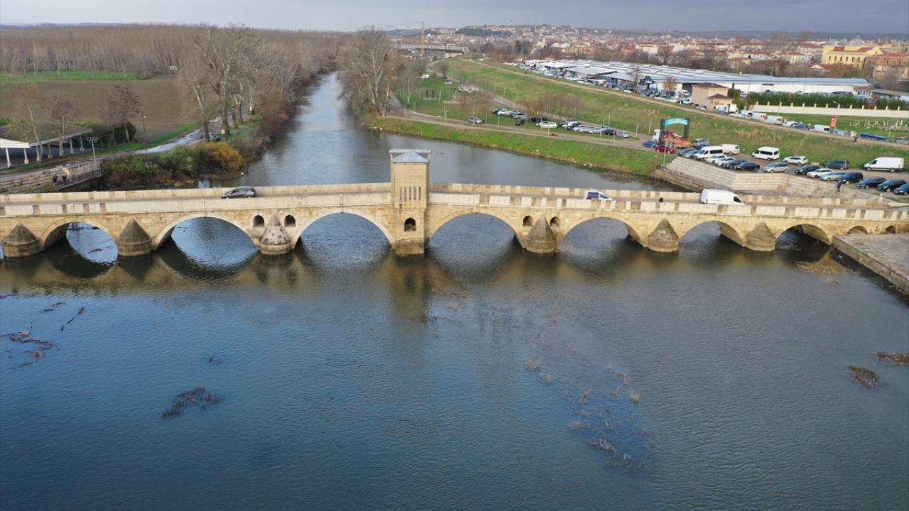 Meriç Nehri`nin debisi yükseldi