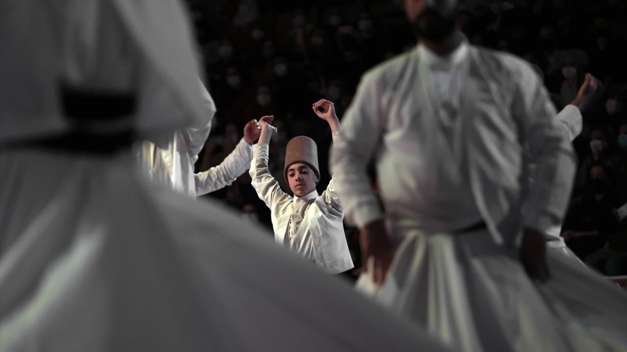 "Sema Ayini Şerifi" Mevleviliğin felsefesini yansıtıyor