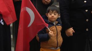 Down sendromlu Ömer de 'ağabey' nöbetinde