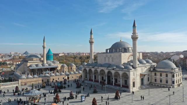 Mevlana Müzesinin "Yeşil Kubbe"sinde restorasyon tamamlandı