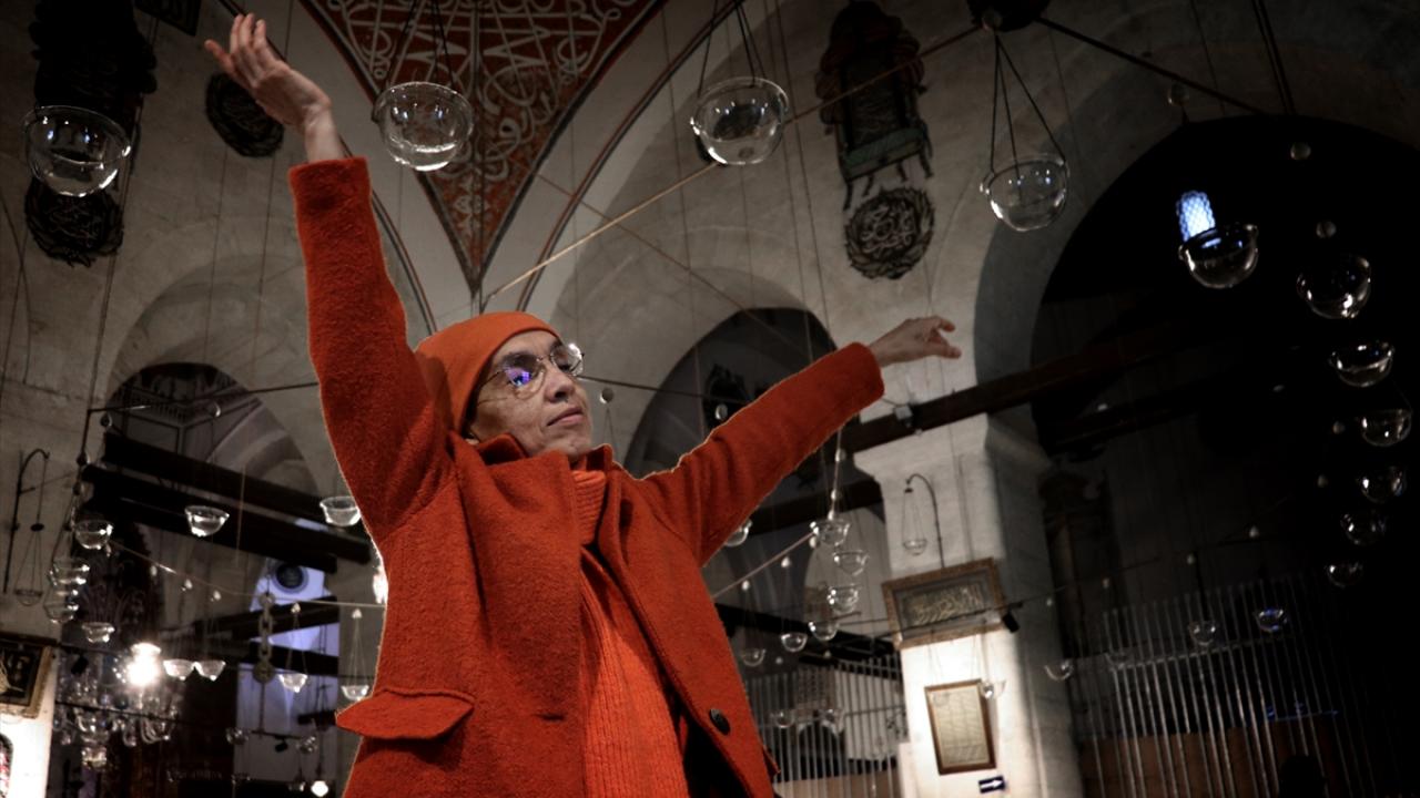 "Mevlana`nın aşkı beni buraya sürükledi"