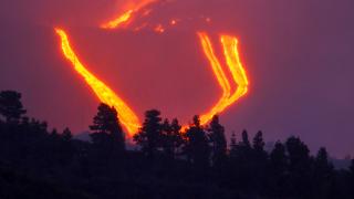 85 gündür aktif olan yanardağ tarihe geçti