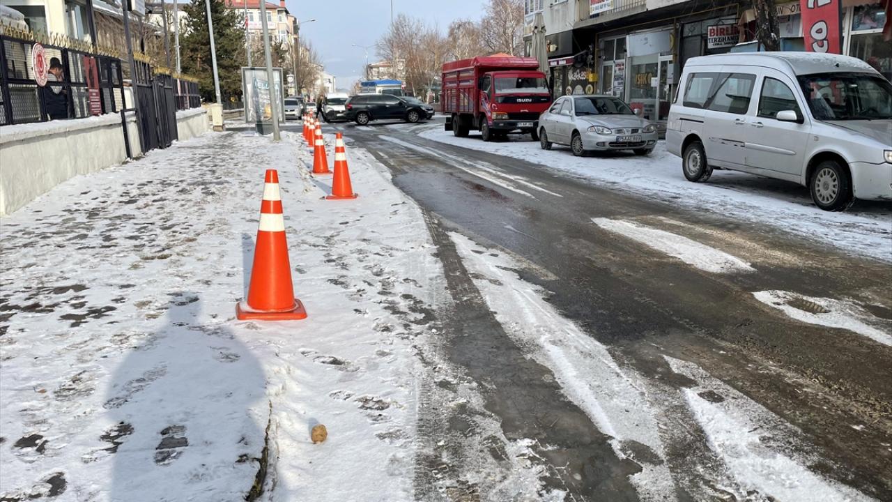 Ardahan beyaz örtüyle kaplandı