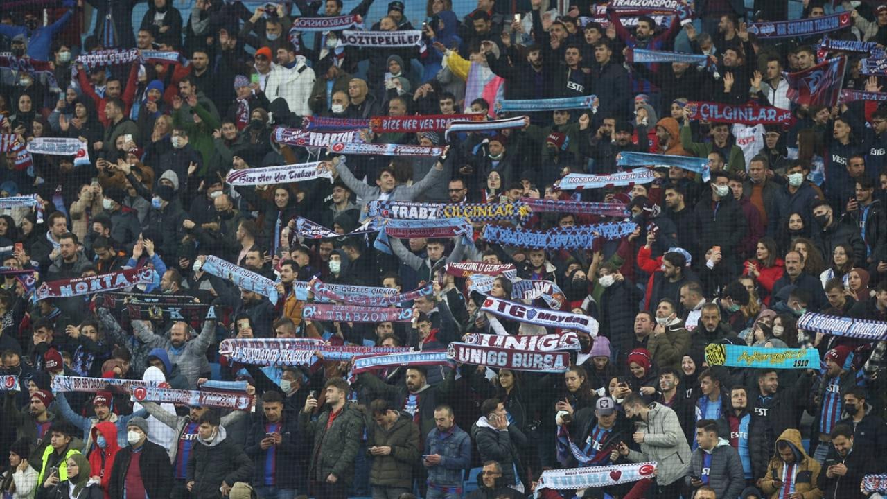 Taraftardan yoğun ilgi