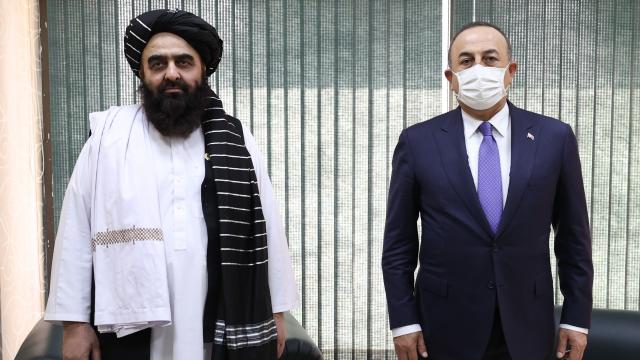 Çavuşoğlu, Afganistan Dışişleri Bakan Vekili Muttaki ile bir araya geldi