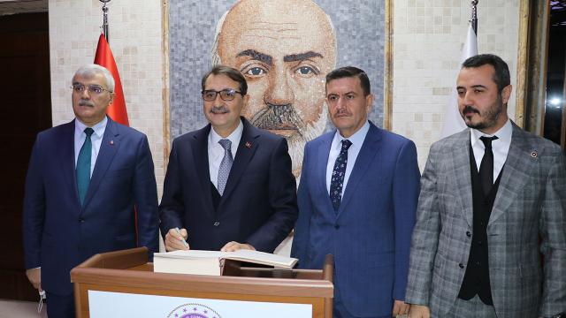 Bakan Dönmez: Çiftçilerimiz artık elektrik enerjisi ihtiyaçlarını kendileri karşılayabilecek