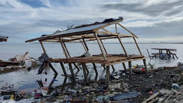 Filipinleri tayfun vurdu: Ölü sayısı 200ün üstünde