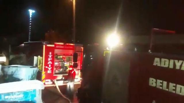 Ahır yangınında 2 inek telef oldu
