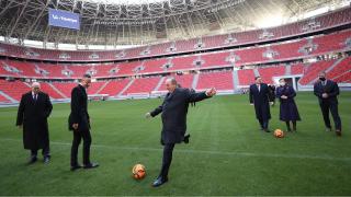 Dışişleri Bakanı Çavuşoğlu, Vişegrad Grubu ile futbol oynadı