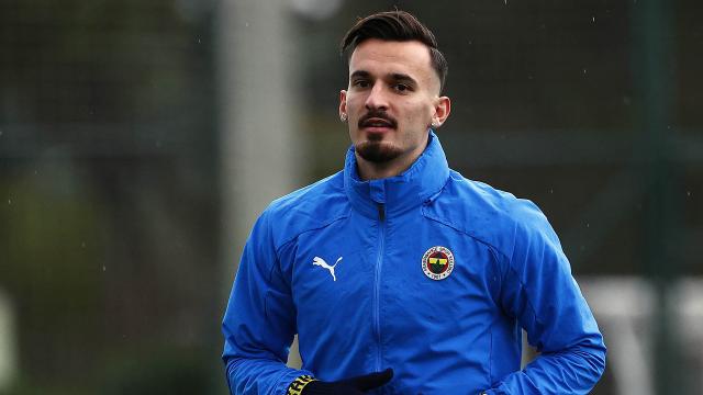 Fenerbahçede Mergim Berisha beklentileri karşılayamadı