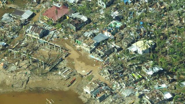 Rai Tayfununun vurduğu Filipinlerde ölü sayısı 375 oldu