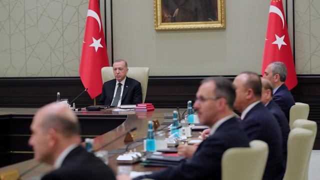 Kabine Beştepede toplandı